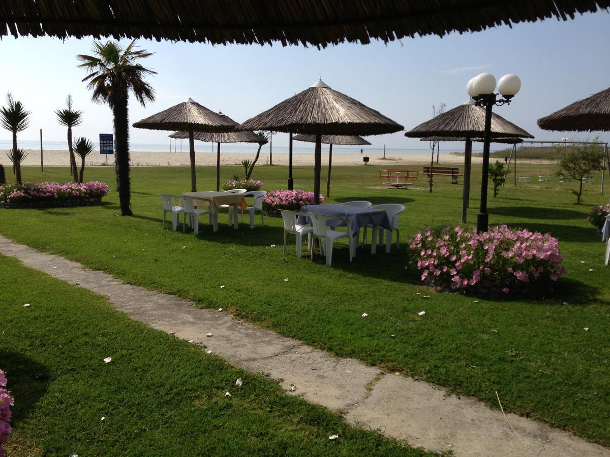 Hotel Akrogiali Korinos Luaran gambar