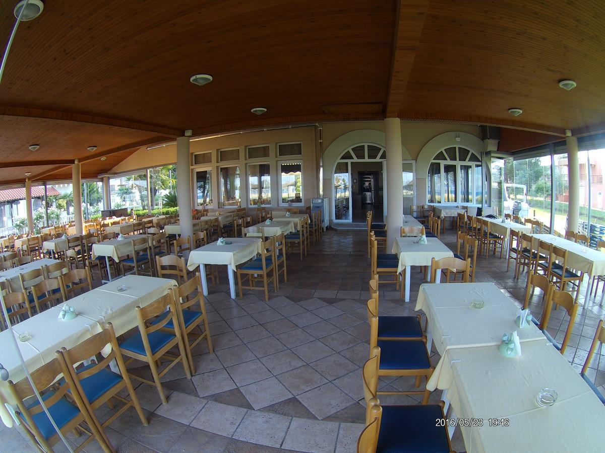 Hotel Akrogiali Korinos Luaran gambar