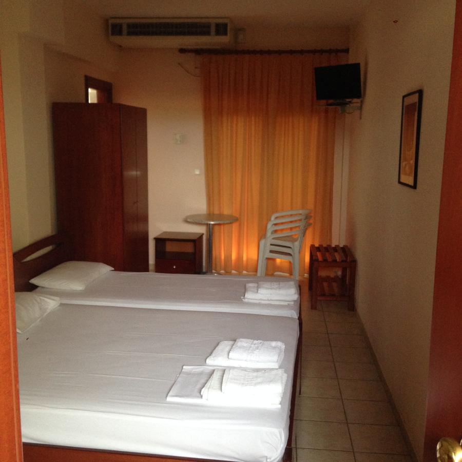 Hotel Akrogiali Korinos Luaran gambar