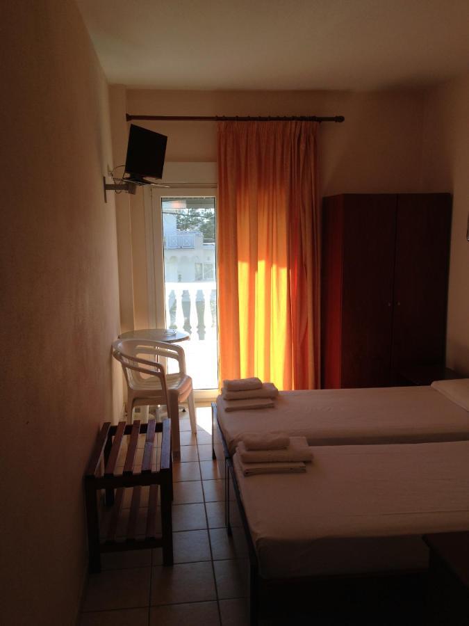 Hotel Akrogiali Korinos Luaran gambar